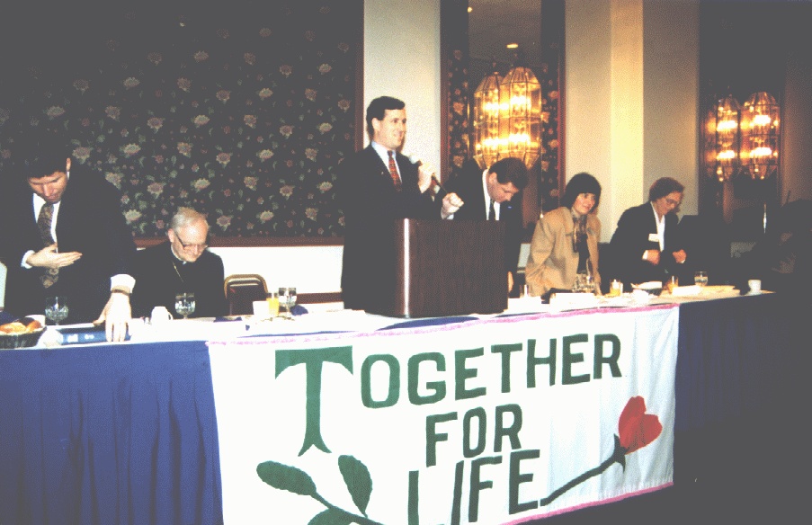 U.S. Senator Rick Santorum at podium